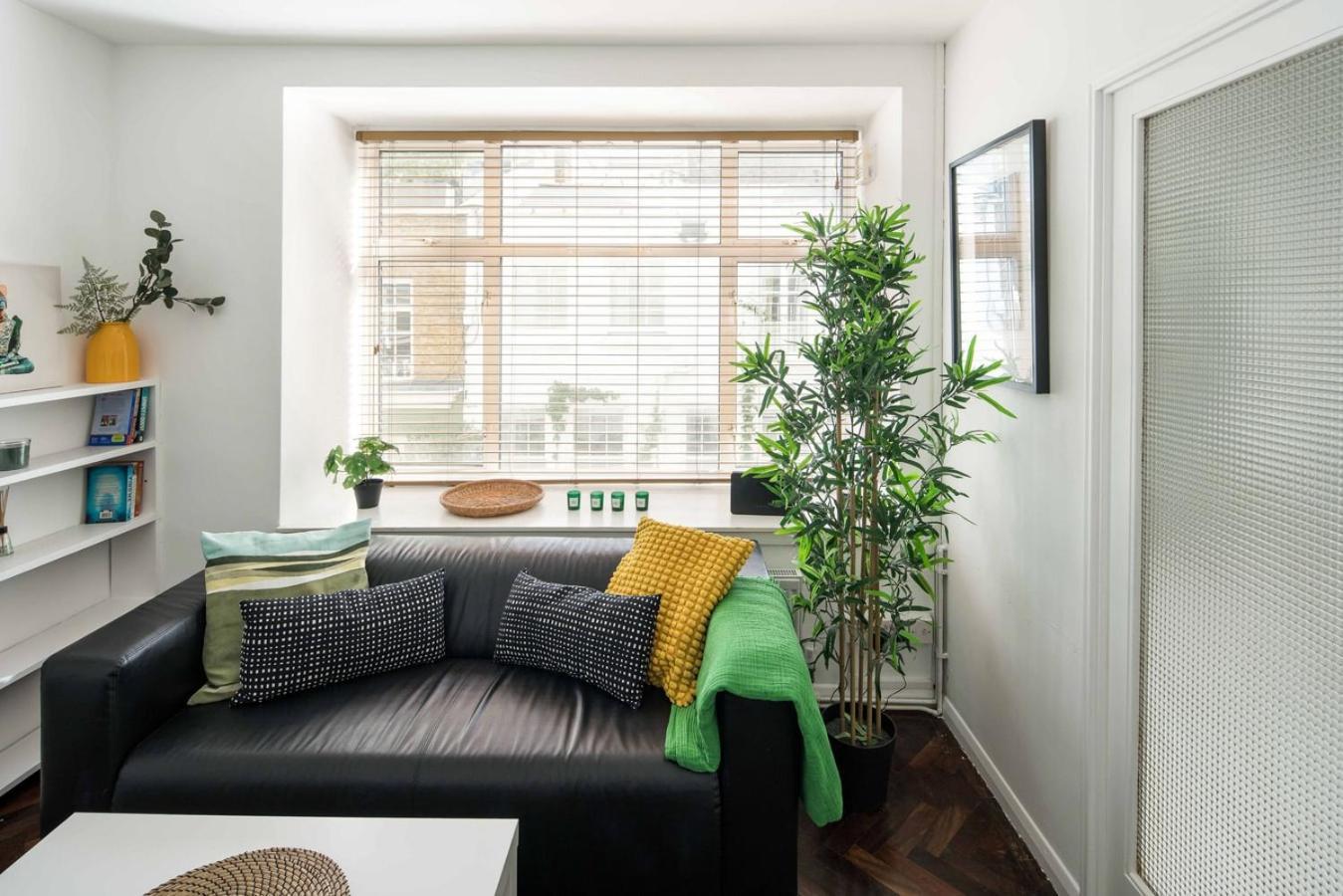 Апартаменты Quirky & Cosy 2Bd Mews Flat In Paddington Лондон Экстерьер фото
